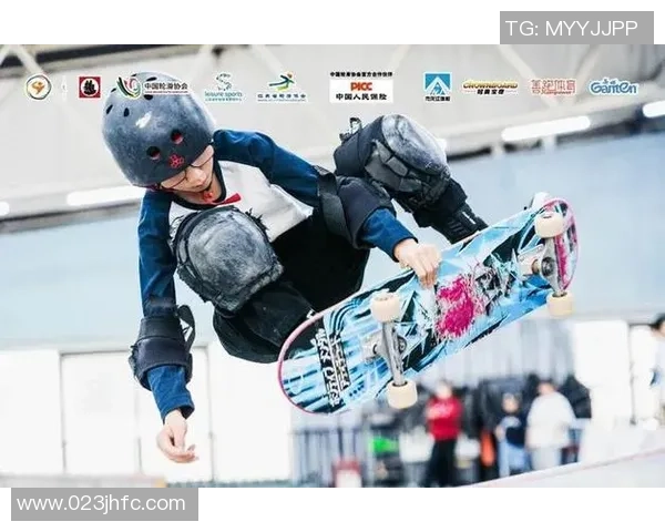 南京滑板队在世界滑板锦标赛中以100分稳居积分榜首位 南京滑板队在世界滑板锦标赛中以100分稳居积分榜首位