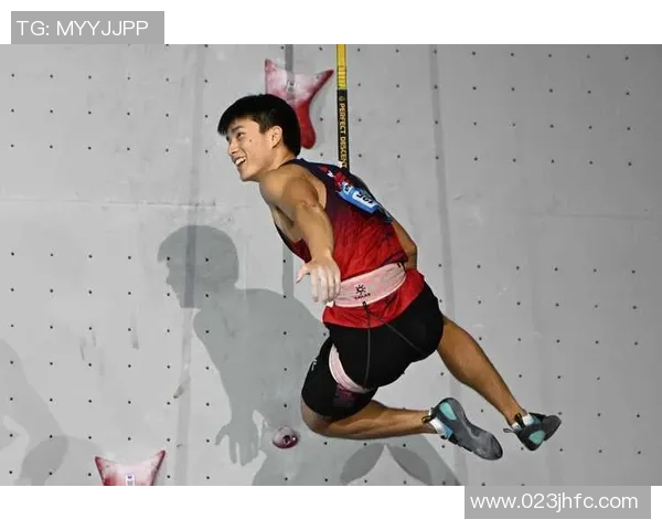 重庆攀岩队在攀岩节奏排行榜中荣获第三名展现实力与风采 重庆攀岩队在攀岩节奏排行榜中荣获第三名展现实力与风采